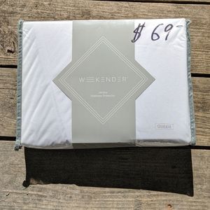 Queen size mattress cover, brand new, never opened